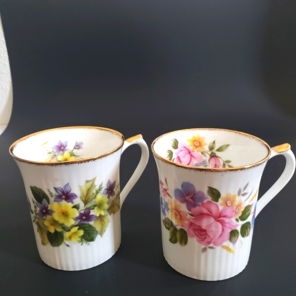 Regal Heritage bone china 2 tea cups England